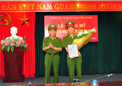 Bổ nhiệm Cục trưởng Cục Cảnh sát PCCC Bổ nhiệm Cục trưởng Cục Cảnh sát PCCC