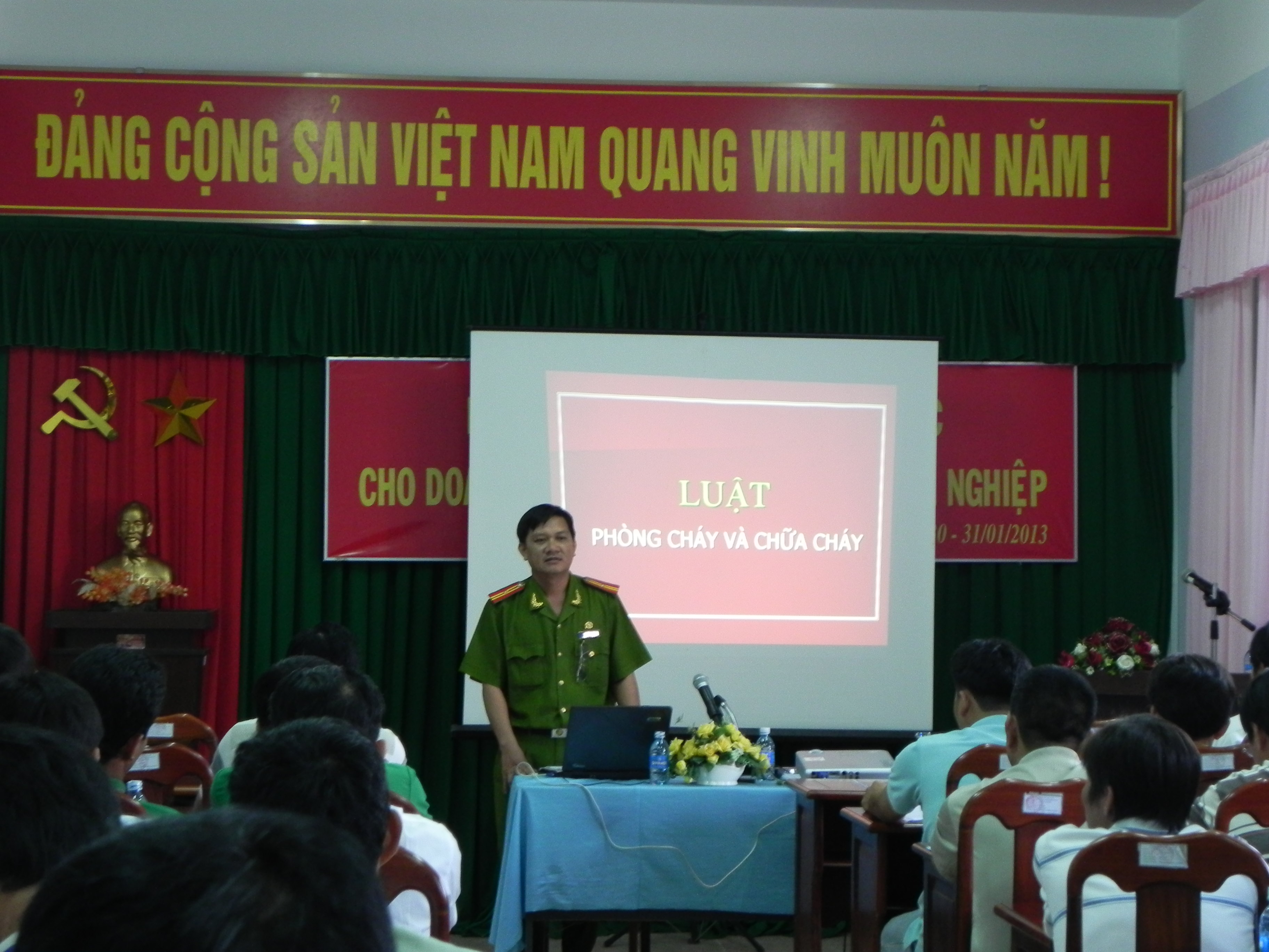 Huấn luyện nghiệp vụ PCCC cho doanh nghiệp khu công nghiệp An Nghiệp -Sóc Trăng Huấn luyện nghiệp vụ PCCC cho doanh nghiệp khu công nghiệp An Nghiệp -Sóc Trăng